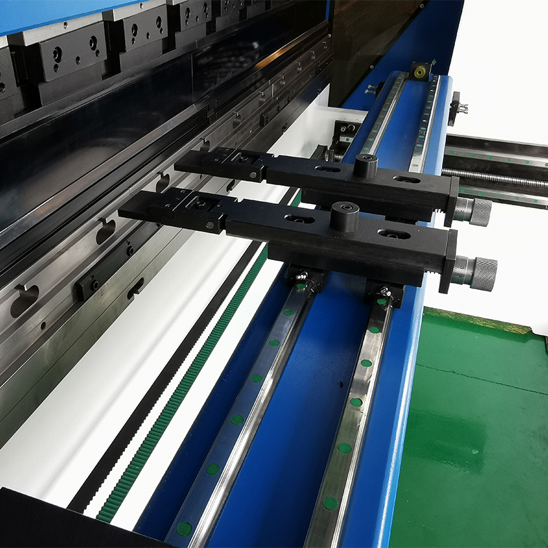 160t-4000 4-axis Cnc Hydraulic Bending Machine Press Brake 160t-4000 4軸數控液壓折彎機折彎機