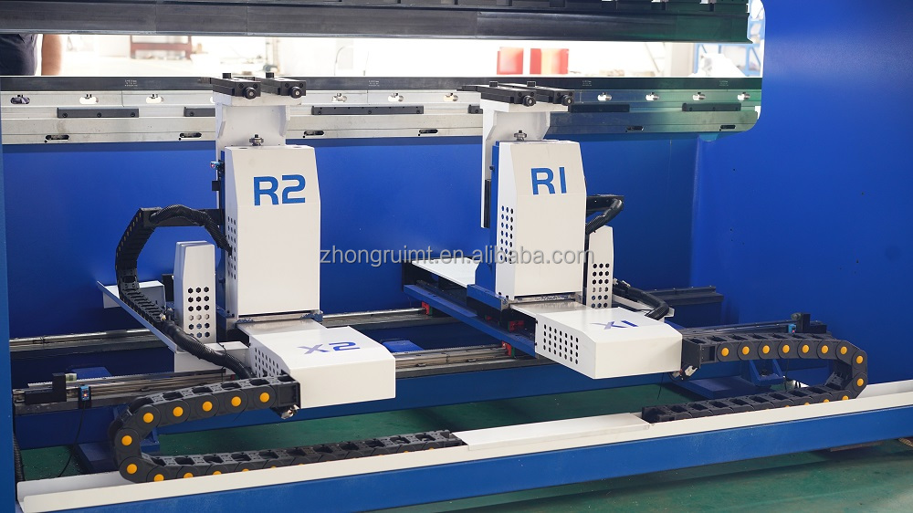 200t 300t Standard Industrial Press Brake Cnc Hydraulic Press Brake Machine 200t 300t 標準工業折彎機數控液壓折彎機