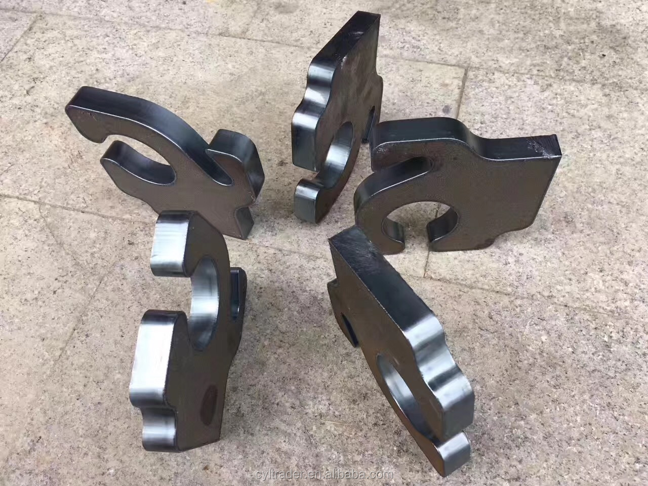 3015 4015 1kw To 6kw Cnc Fiber Laser Cutting Machine Raycus Laser Power 3015 4015 1kw到6kw數控光纖激光切割機銳科激光功率