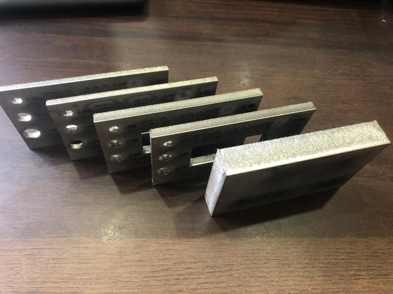 3015 4015 1kw To 6kw Cnc Fiber Laser Cutting Machine Raycus Laser Power 3015 4015 1kw到6kw數控光纖激光切割機銳科激光功率