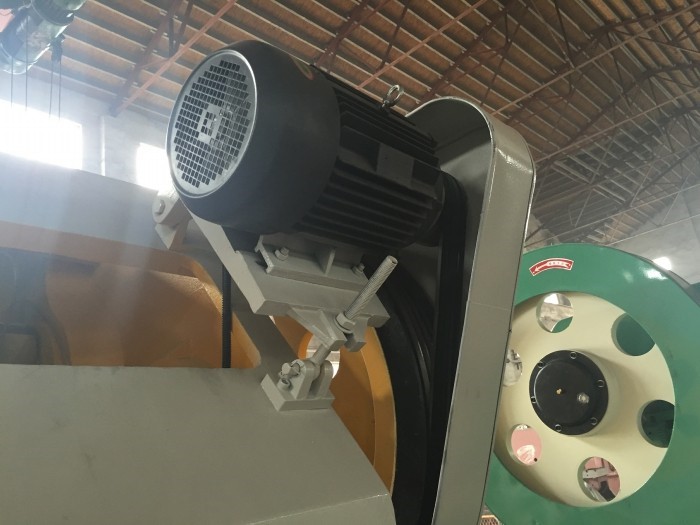 400 Ton Small Pneumatic Power Punch Press Mechanical Eccentric Punching Machine 400噸小型氣動沖床機械偏心沖床