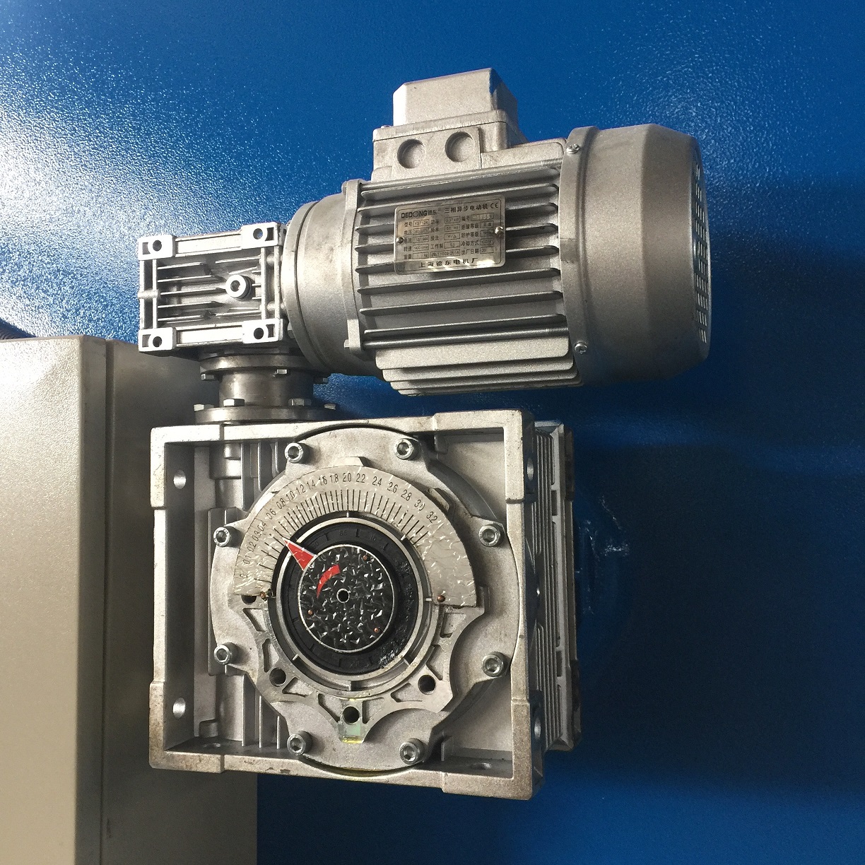 4mm Oem Qc11y-8x3200 Nc Hydraulic Guillotine Guillotine Shearing Machine 4mm OEM Qc11y-8x3200 數控液壓斷頭台剪板機