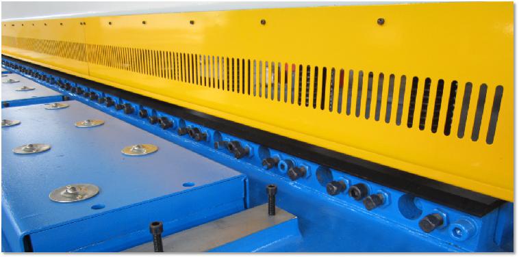 4mm Oem Qc11y-8x3200 Nc Hydraulic Guillotine Guillotine Shearing Machine 4mm OEM Qc11y-8x3200 數控液壓斷頭台剪板機