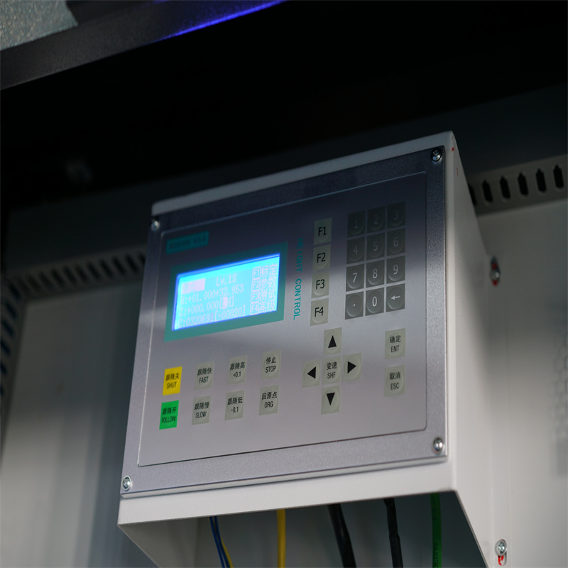 5mm鋼金屬光纖激光切割機數控板材價格