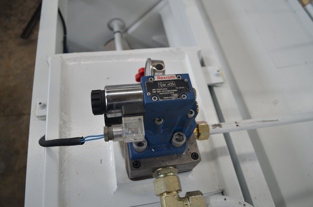 6*3200mm Guillotine Shears Metal Shear Hydraulic Iron Sheet Cutting Shearing Machine 6*3200mm 斷頭台剪 金屬剪 液壓 鐵皮 剪板機