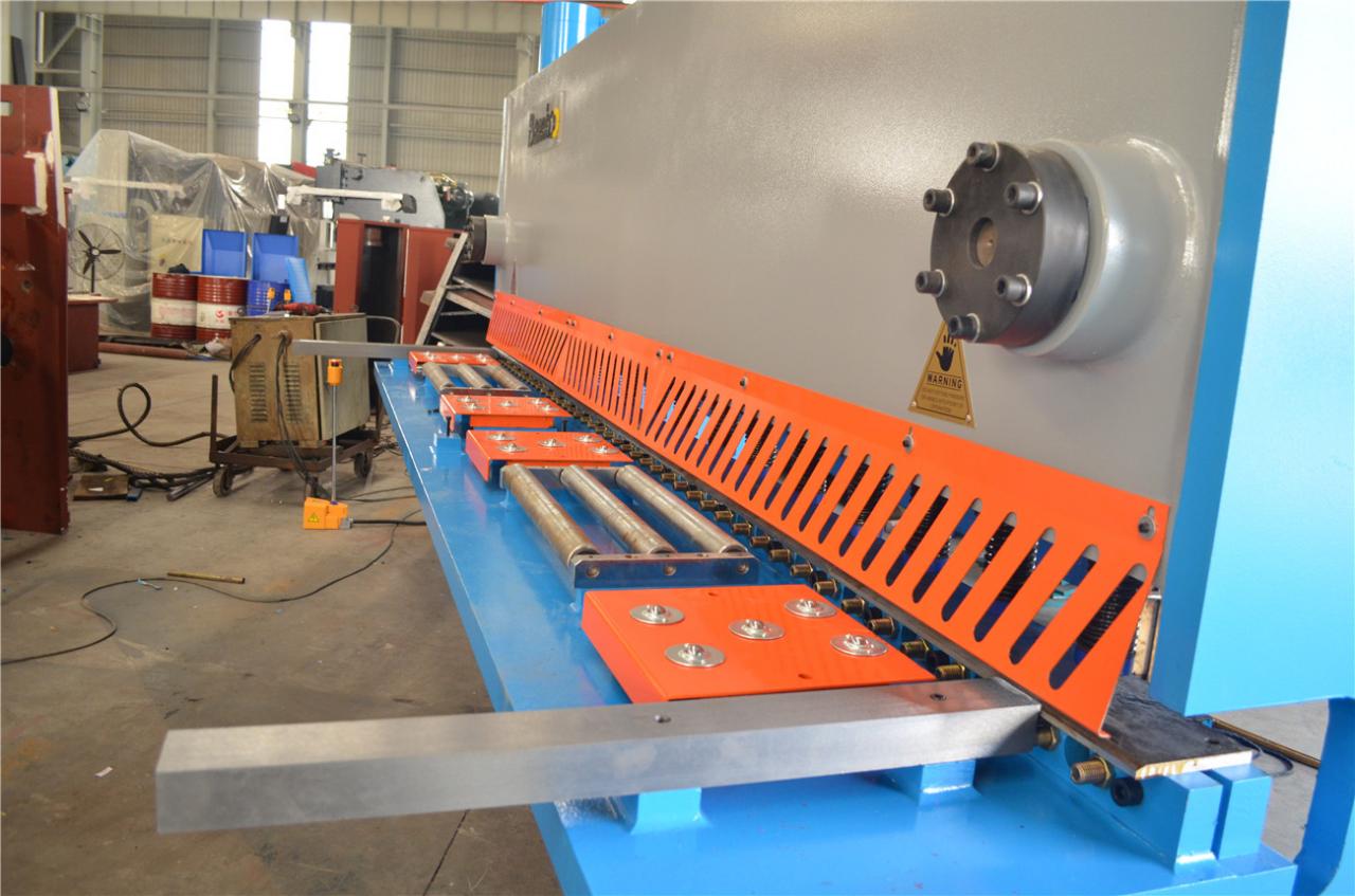 6*3200mm Guillotine Shears Metal Shear Hydraulic Iron Sheet Cutting Shearing Machine 6*3200mm 斷頭台剪 金屬剪 液壓 鐵皮 剪板機