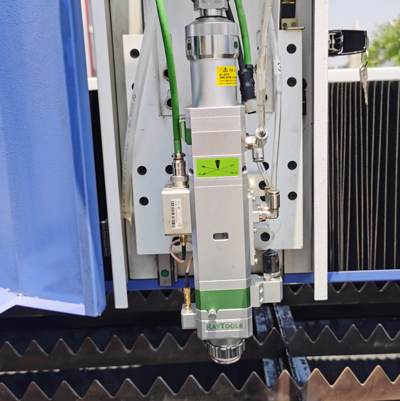 8mm 10mm Carbon Steel Laser Cutter 1530 4020 Cnc Fiber Laser Cutting Machine 8mm 10mm碳鋼激光切割機1530 4020數控光纖激光切割機