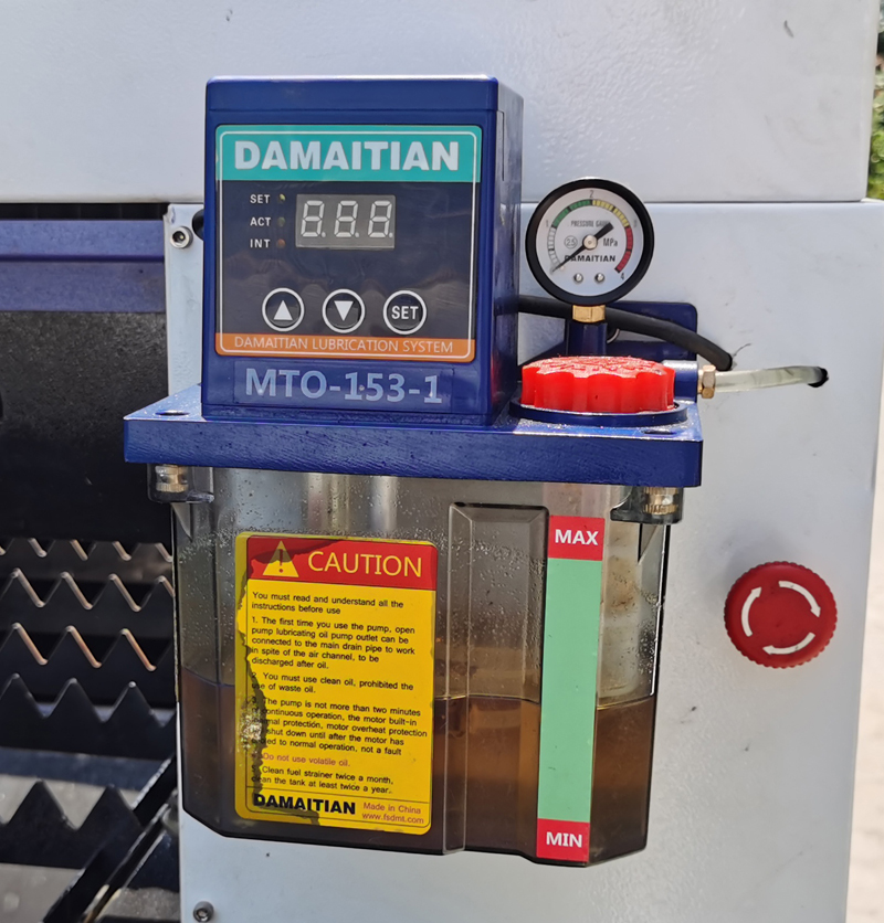 8mm 10mm Carbon Steel Laser Cutter 1530 4020 Cnc Fiber Laser Cutting Machine 8mm 10mm碳鋼激光切割機1530 4020數控光纖激光切割機