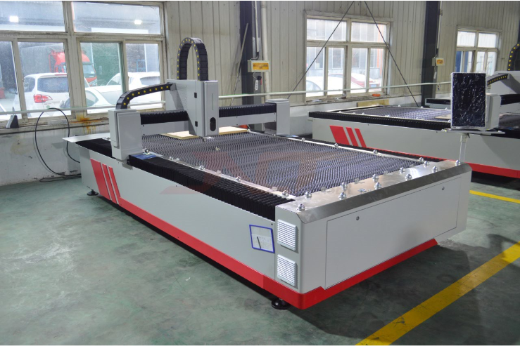 Cnc 2000w Fiber Laser Cutting Machine For Industrial Metal Sheet Cutting 用於工業金屬板材切割的數控 2000w 光纖激光切割機