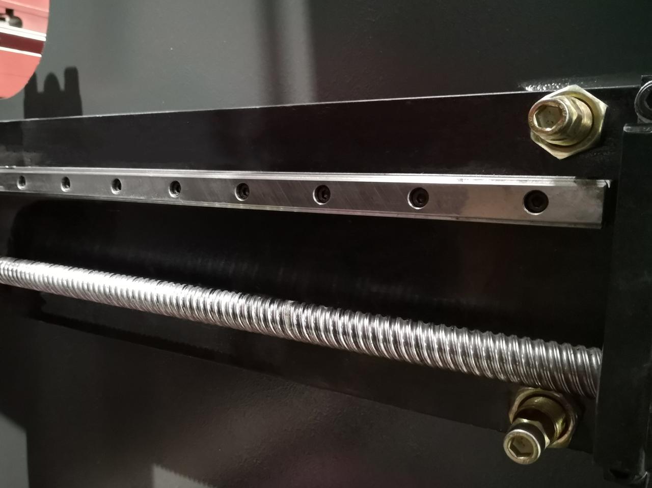 Delem Da66t 125 3+1 4+1 6+1 8+1 Cnc Hydraulic Press Brake For Metal Plate Bending Delem Da66t 125 3+1 4+1 6+1 8+1 數控液壓折彎機用於金屬板折彎