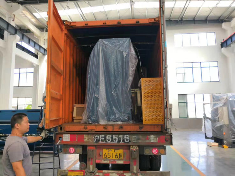 Economic Single Double Worktable Cnc Sheet Metal Fiber Laser Cutting Machine 經濟型單雙工作台數控鈑金光纖激光切割機