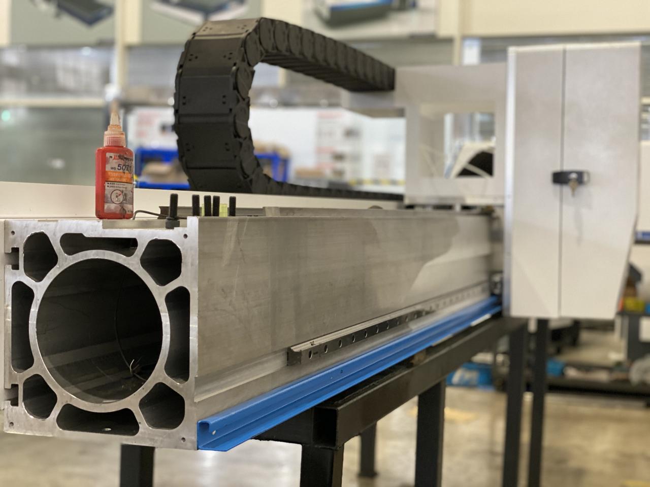 光纖激光切割機 Masterline 8kw,4000x2000mm,帶 Ipg 激光源