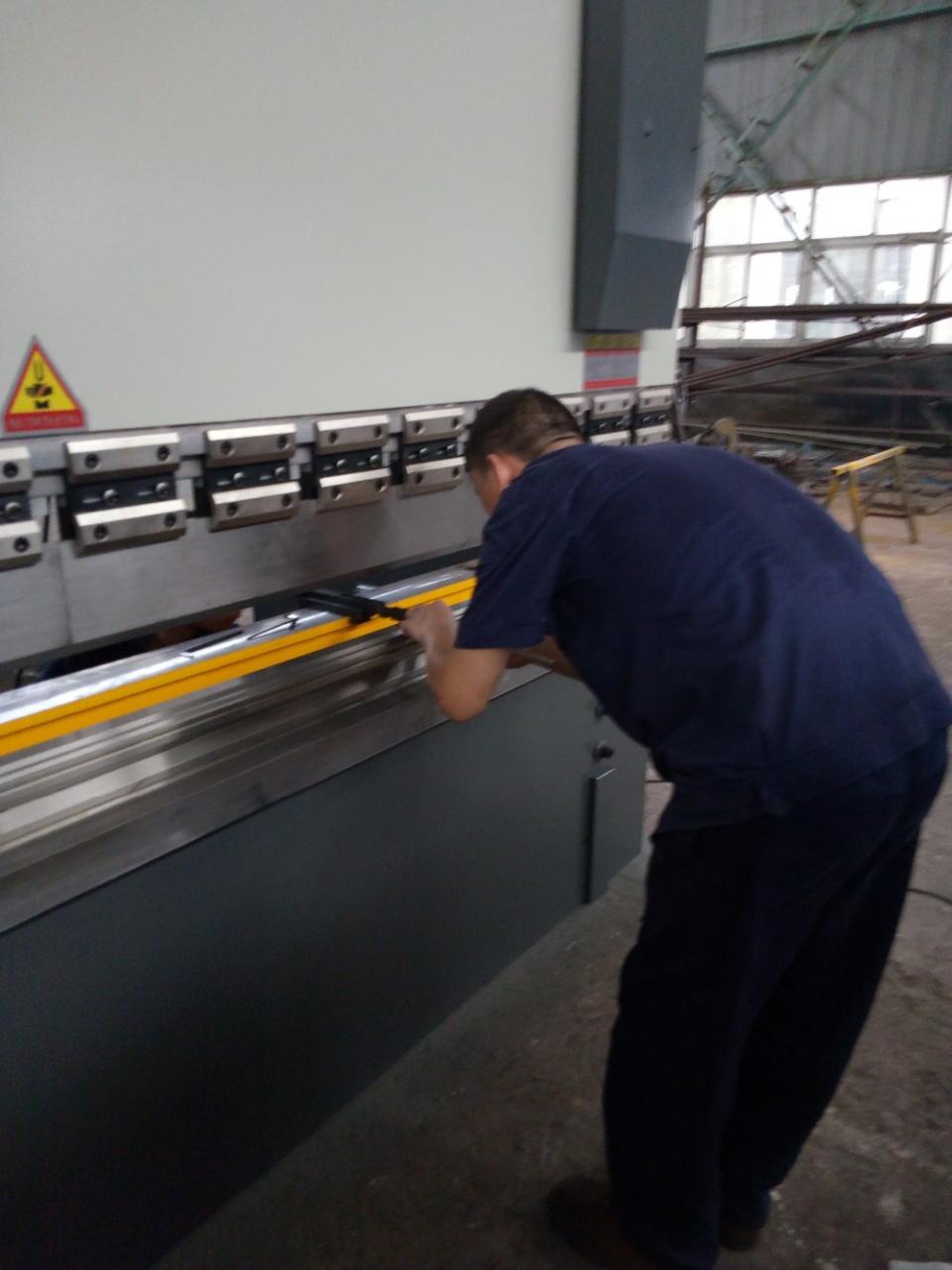 Good Price! Cnc Metal Steel Hydraulic Bending Machine Press Brake 好價錢!數控金屬鋼液壓折彎機折彎機