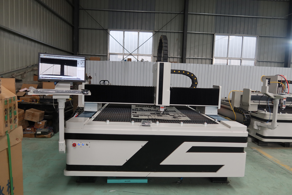 High Precision Fiber Laser Cutting Metal Stainless Steel Carbon 2000w 高精度光纖激光切割金屬不銹鋼碳 2000w