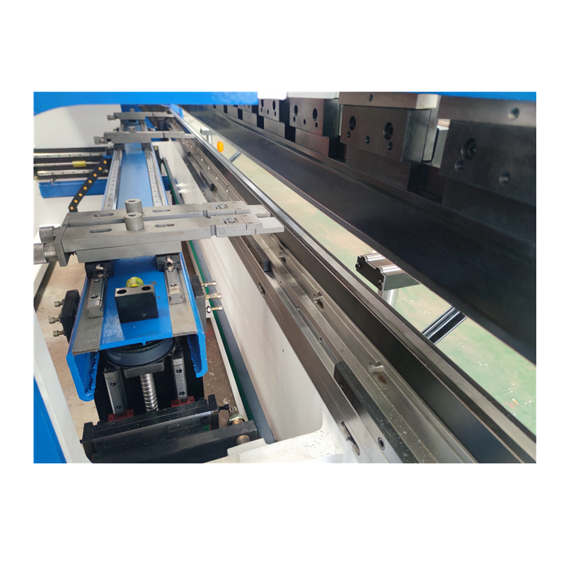 Hydraulic Press Brake Of 130t/3200mm 4+1 Axis Delem Da53t Cnc Press Brake 130t/3200mm 4+1軸Delem Da53t數控折彎機液壓折彎機