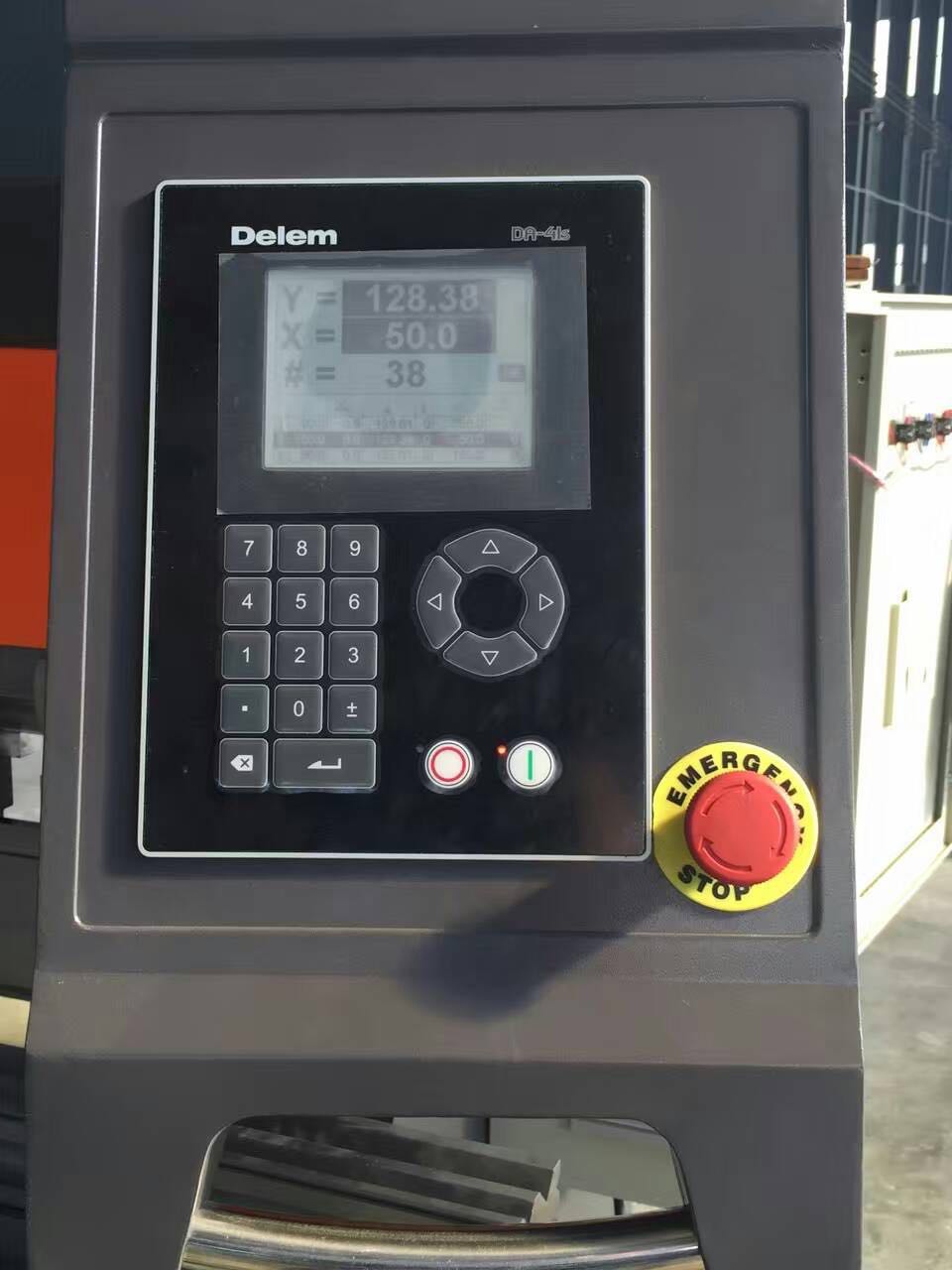 Hydraulic Stainless Steel Wc67y/k-300/6000 Mould Crowning Press Brake 液壓不銹鋼 Wc67y/k-300/6000 模具凸面折彎機