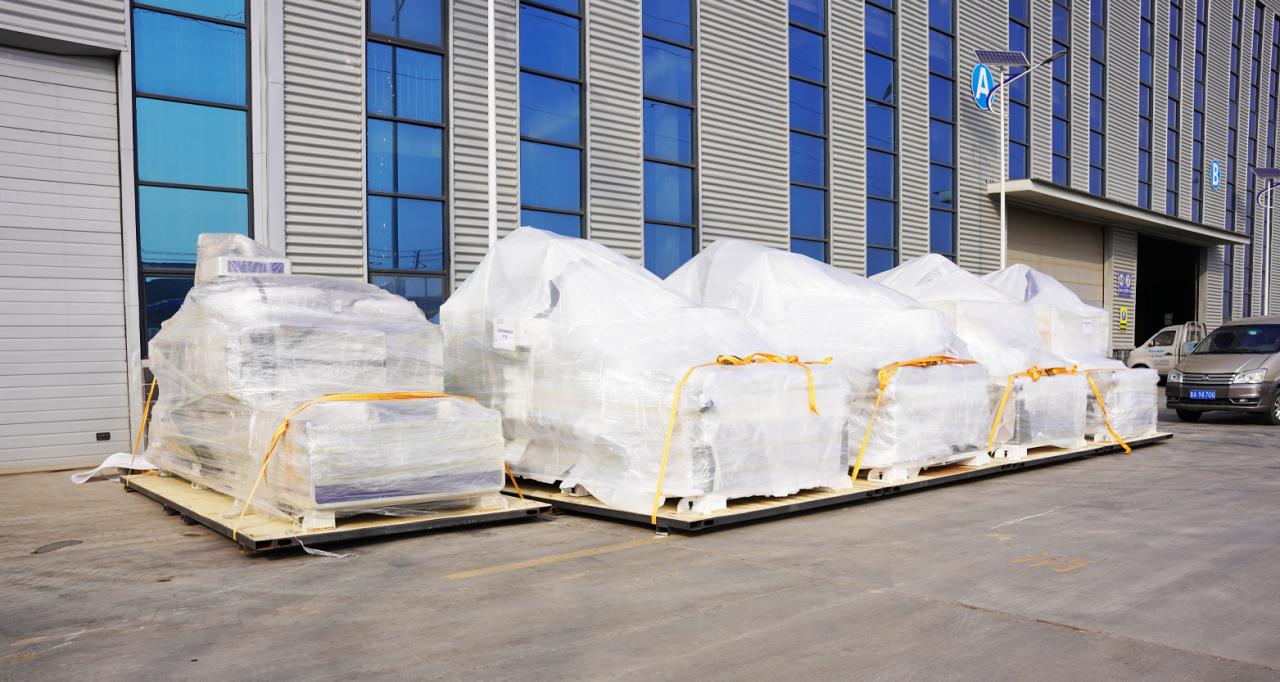 Laser Source 2000w 3000w Fiber Laser Cutting Machine 激光源 2000w 3000w 光纖激光切割機