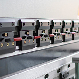 Metal Plate Press Brake Machine / CNC Hydraulic Press Brake Machine 金屬板折彎機/數控液壓折彎機