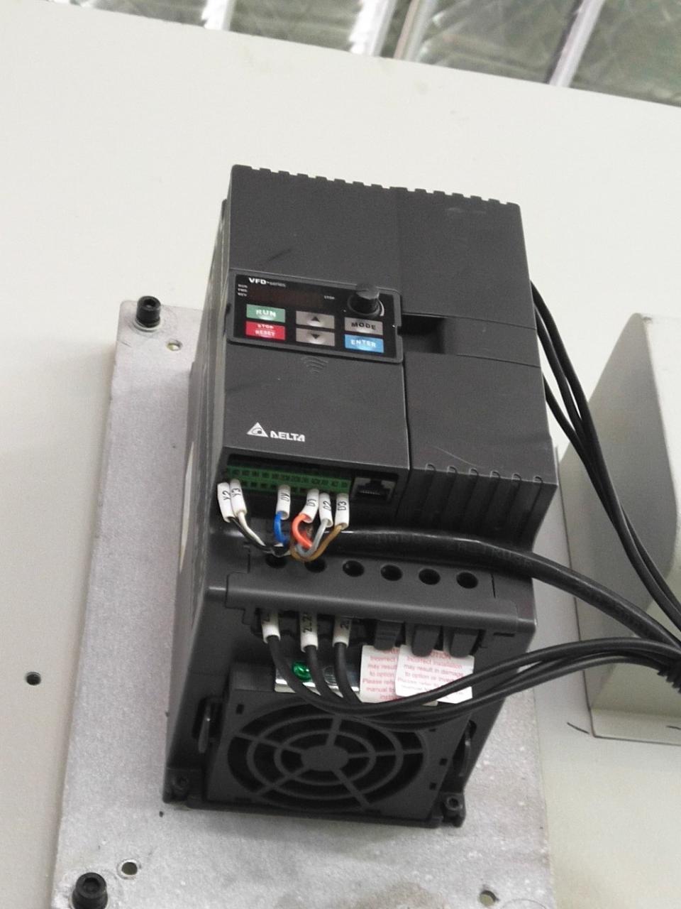 氣動摩擦離合器高性能沖床