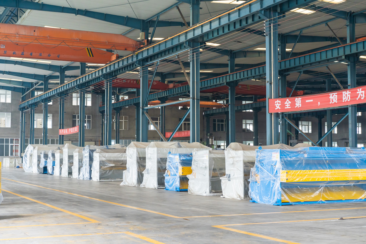 Qc11y 8x3200 Sheet Metal Shearing Machine Steel Plate Hydraulic Shearing Machine Qc11y 8x3200 鈑金剪板機 鋼板液壓剪板機