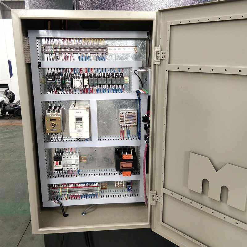 Qc12k-4x2500 Cnc Hydraulic Customized Shearing Machine Cutting Machine Qc12k-4x2500數控液壓定制剪板機切割機