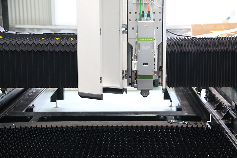 Sheet Metal And Pipe Round Cnc Plate And Tube Fiber Laser Cutting Machine 鈑金和管材圓形數控板管光纖激光切割機
