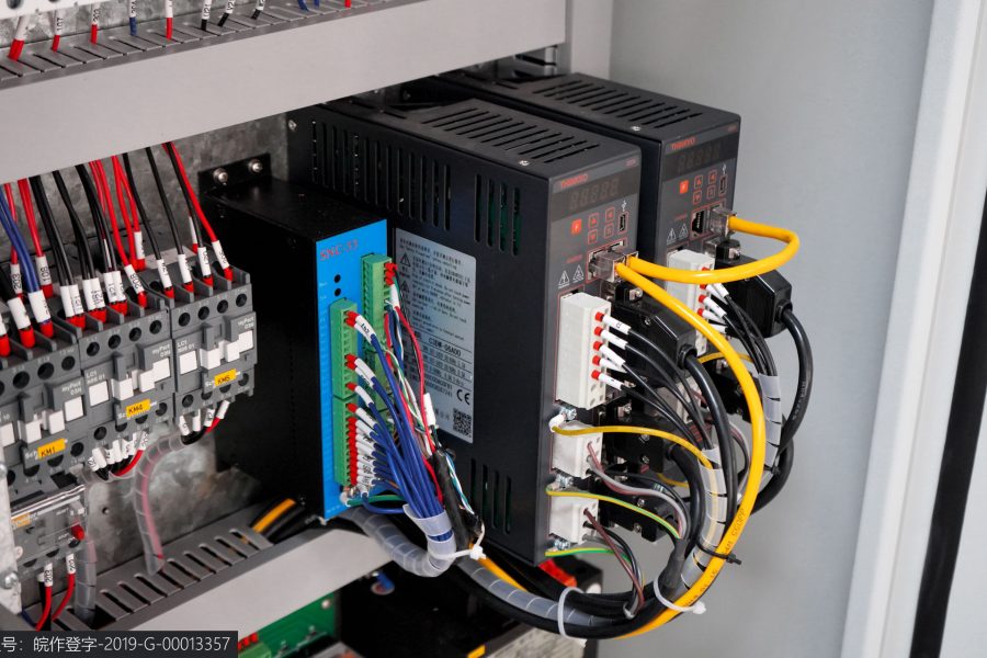 Wc67 Hydraulic Press Brake / CNC Press Bending Machine / Plate Bending Machine China Wc67液壓折彎機/數控折彎機/板材折彎機中國