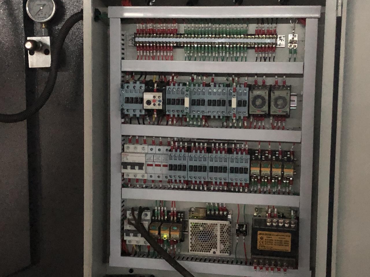 Wc67k Cnc Aluminum Iron Plate Hydraulic Press Brake Cnc Metal Sheet Bending Machine Wc67k Cnc鋁鐵板液壓折彎機Cnc金屬板折彎機