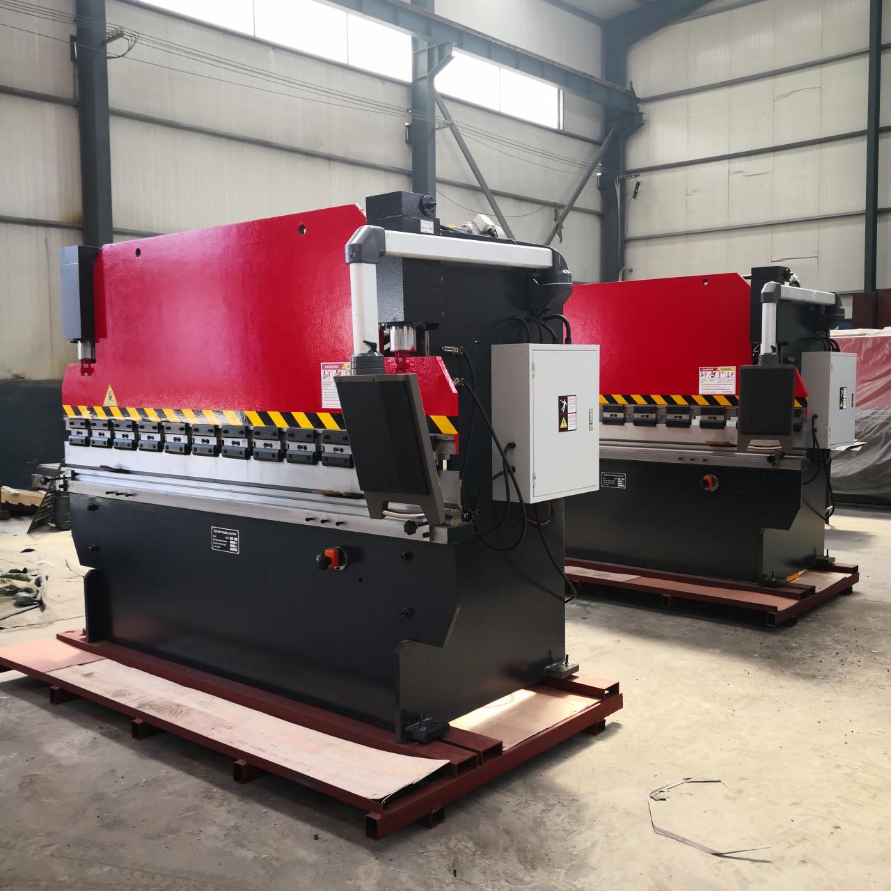 Wc67y-160 4000 Hydraulic Press Brake Cnc Metal Bending Machine For 4000mm Width Steel Wc67y-160 4000 液壓折彎機數控金屬折彎機適用於 4000mm 寬鋼