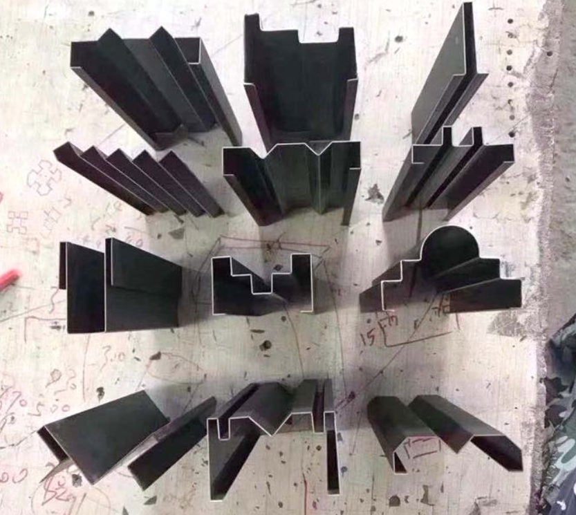 Wc67yk 80 100 160 200 Ton 3200mm E21 Nc Sheet Metal Oil Hydraulic Press Brake Price wc67yk 80 100 160 200噸3200mm E21數控鈑金油壓折彎機價格