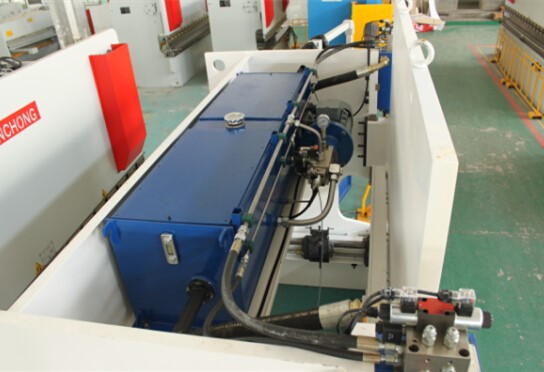 Wc67yk 80 100 160 200 Ton 3200mm E21 Nc Sheet Metal Oil Hydraulic Press Brake Price wc67yk 80 100 160 200噸3200mm E21數控鈑金油壓折彎機價格